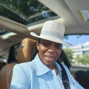 Meet your Posher, Jackie